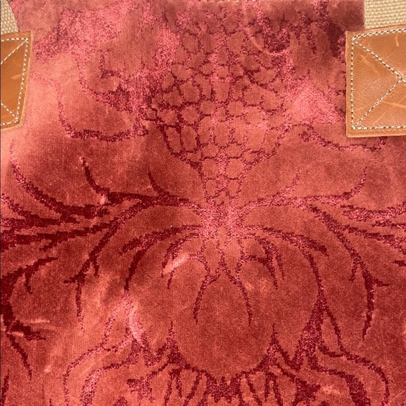 Chic Maroon Velour Tote Bag with Tan Straps - Picture 2 of 7